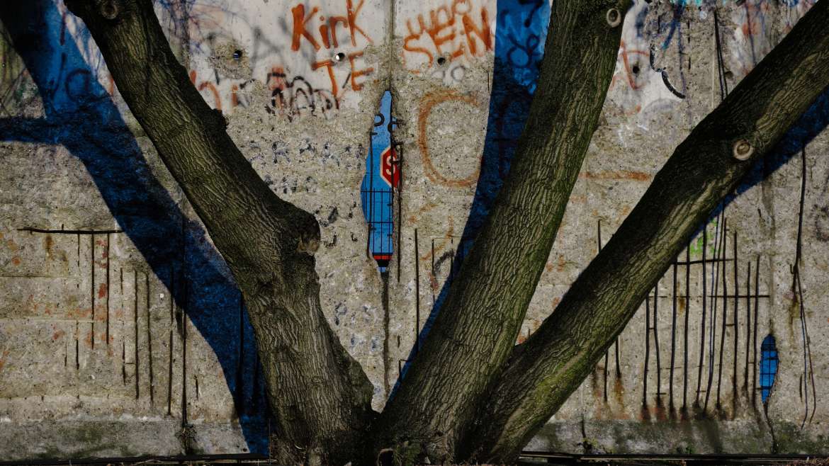 Spalt in der Berliner Mauer